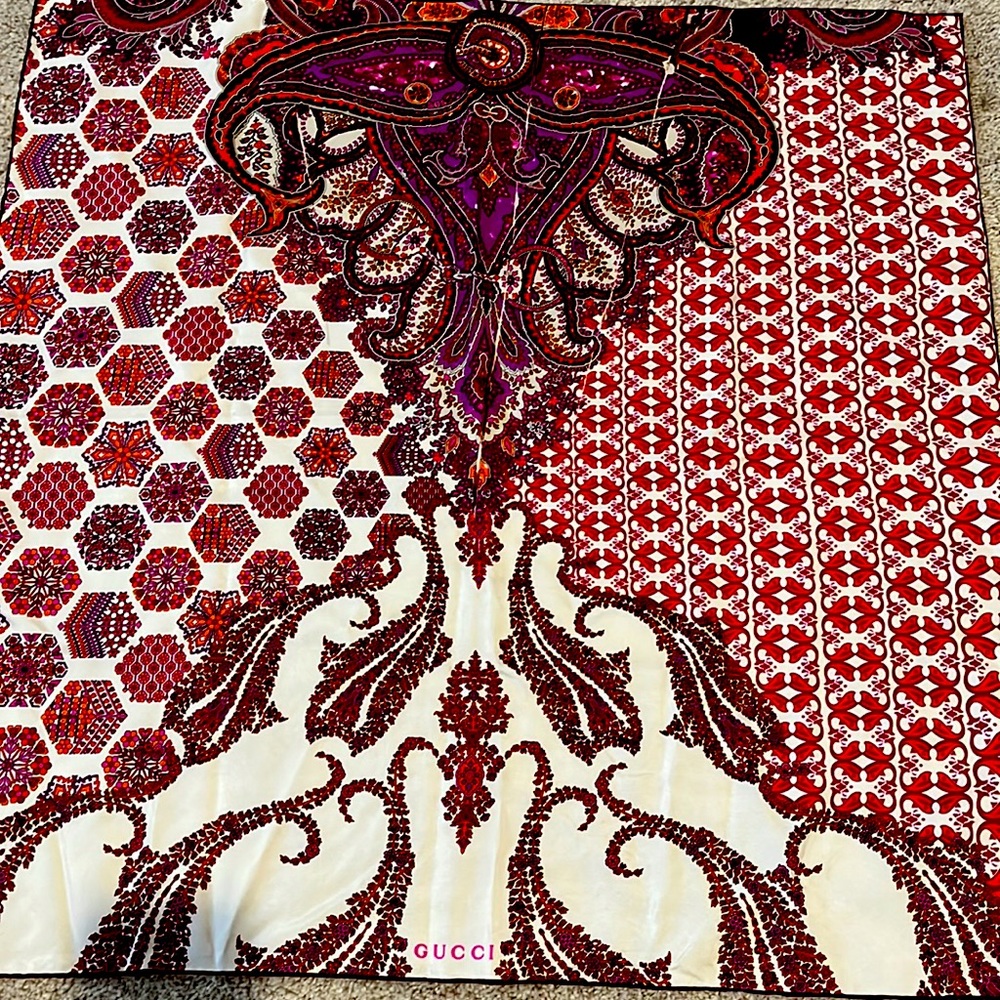 Flawed but gorgeous square Gucci silk scarf